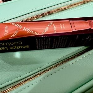 Tarte contour Brand New in box!